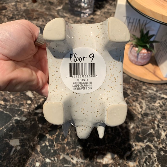 Adorable elephant 🐘 planter - Picture 4 of 4